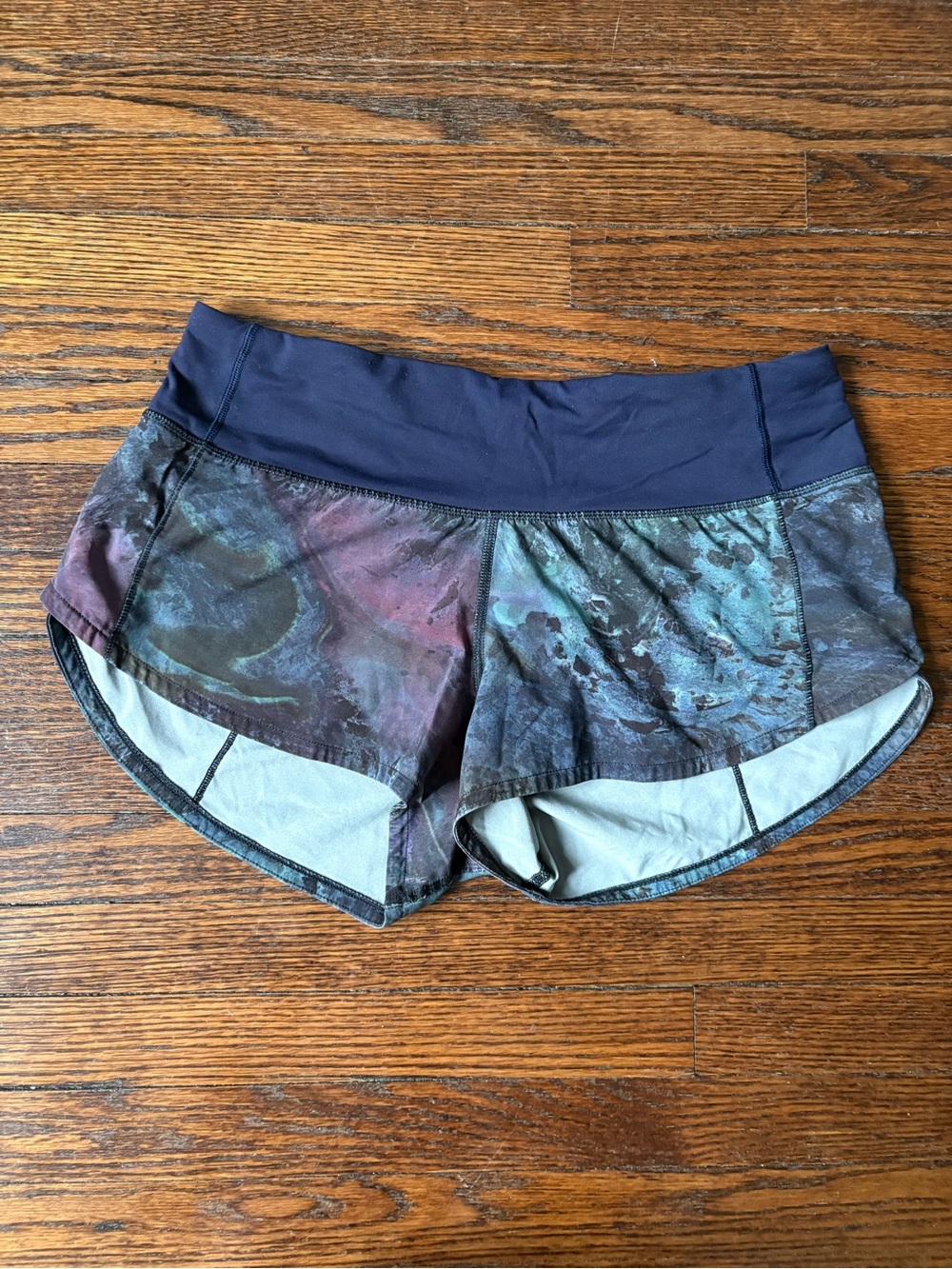 Lululemon speed up short 2.5”